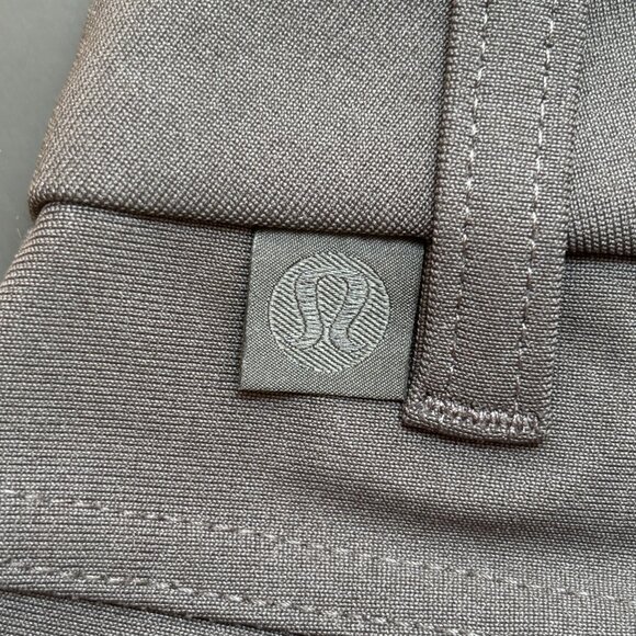 NEW WITH TAGS Lululemon ABC Relaxed Pants Obsidian 32 - Picture 6 of 7